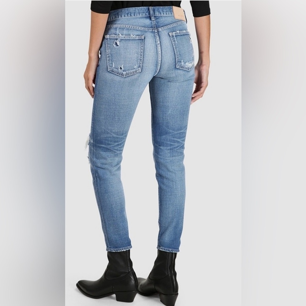 Moussy Vintage Helendale Mid Rise Skinny Jeans in  Classic Distressed Blue💙